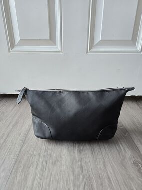 Burberry Beauty Large Embossed Check Cosmetic Bag Black Zip Pouch Toiletry